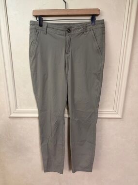New Kuhl Innovair Hiking Pants Women’s Size 10 Short Style # 6341